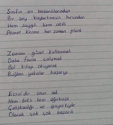 Ayşe Öğretmenin her öğrencisi için ayrı ayrı yazdığı karne manilerine hayran olacaksınız