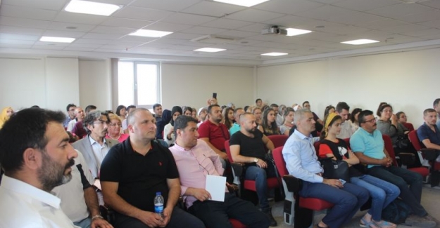 Sözleşmeli Öğretmenler Türk Eğitim Sen Genel Merkezinden Yardım İstedi