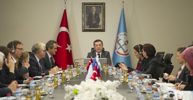 MEB MESLEKİ VE TEKNİK EĞİTİM YOLUYLA SOSYAL VE EKONOMİK UYUM PROJESİ BAŞLATDI