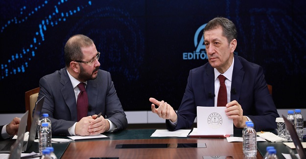Millî Eğitim Bakanı Ziya Selçuk Eğitime Dair Önemli Açıklamalarda Bulundu