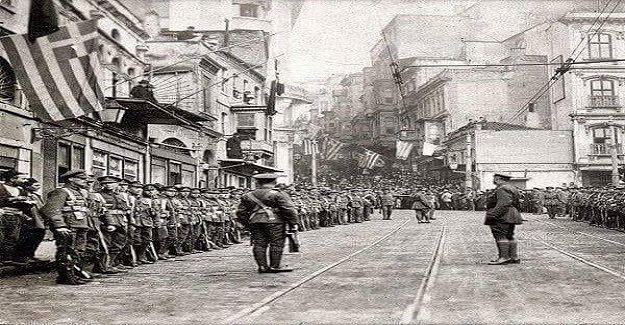 Bir hanımefendi diyor ki; 1919 yılı idi. İstanbul baştan aşağı İngilizlerin işgali altındaydı.