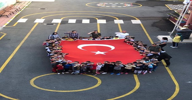 Miniklerimiz'den Askerlerimize Selam Var