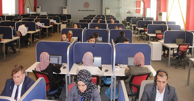 VAN'LI DEPREMZEDELER MEB'İN "KULAĞI" OLDU