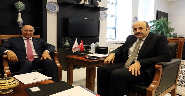 YÖK BAŞKANI SARAÇ'TAN TÜRKİYE'YE DAHA FAZLA IRAK'LI ÖĞRENCİ GÖNDERİLMESİ ÖNERİSİ