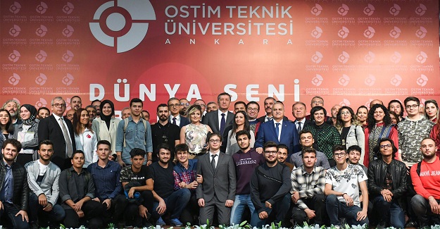 ZAMANIN RUHUNA SAYGI GÖSTERMEK İÇİN DEĞİŞİMLERİN İÇİNDEYİZ"