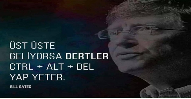 Küçük Moiz ilkokul çağına gelmiş, okulda ilk günün akşamı eve dönmüş.