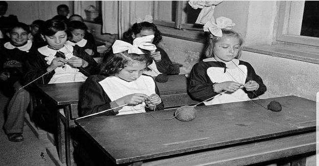 Yıl 1935-1953 Okullarda, Labaratuvarlar, Harita, Müzik odaları vardı