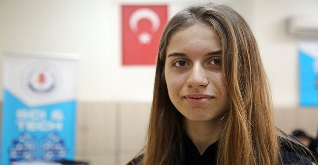 Lise Öğrencisi, Yapay Zekanın Kullanıldığı "Sınıf Yoklama Sistemi" Projesini TÜBİTAK Gereksiz Diyerek Reddetti