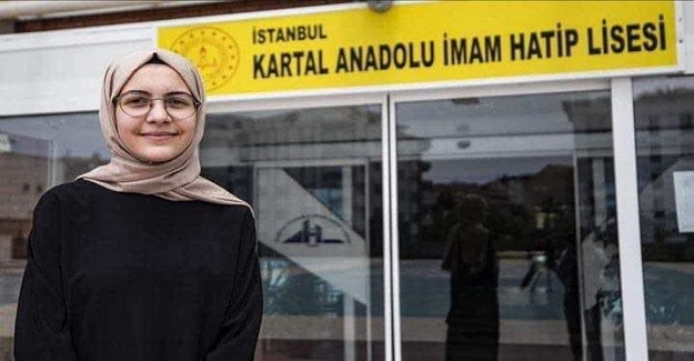 İmam Hatip Lisesi öğrencisi İclal Dağcı, Hiç Bir Destek Almadan 5 Dil Konuşuyor