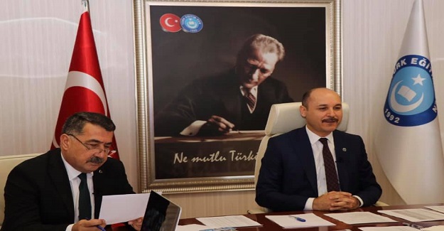 MEB Unvan Değişikliği ve Yer Değiştirme Yönetmeliğinde değişiklik yaptı