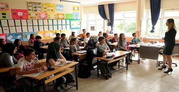 OKULLAR AÇILSIN, YÜZ YÜZE EĞİTİM BAŞLASIN, UZAKTAN EĞİTİM DEVAM ETSİN