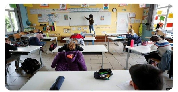 Salgın Döneminde Okulları Açan Ülkeler, Vakaların Artmasından Dolayı Okulları Tekrar Kapatıyor