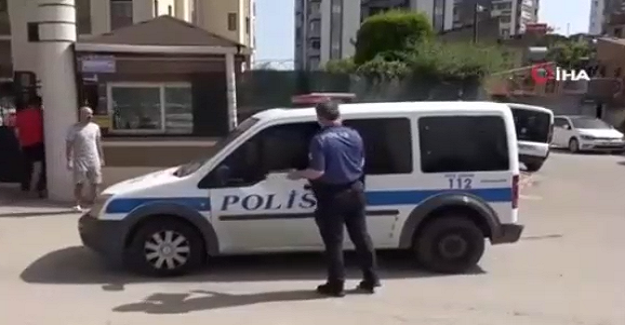 Öğretmen, Neden Yan Baktın Kavgası Yüzünden Komşusunu Vurdu