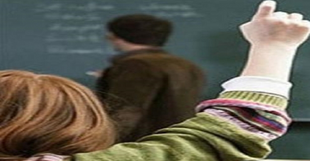 İlkokul 5. sınıfta resim dersinde öğretmen şöyle söylüyor!