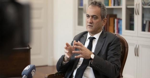 Bakan Özer'den Tüm Öğretmenlere Çağrı