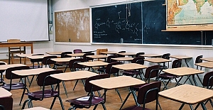 Sınıfında Oturma Düzenini Değiştirdikten Sonra Hayatı Değişen Öğretmen